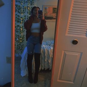 Meet your Posher, Jelynne